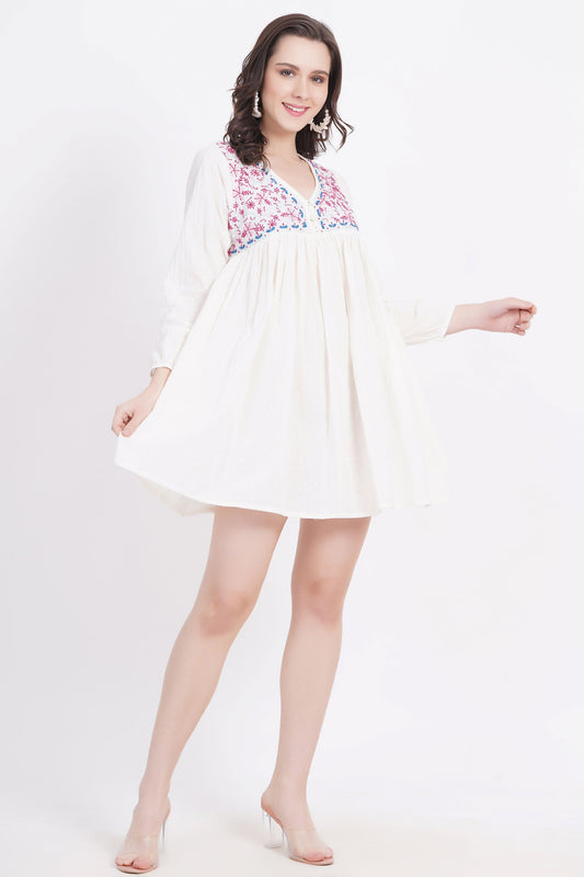 White Chickankari Bedi Pati Paplum Kurti - Sufiza Lifestyle