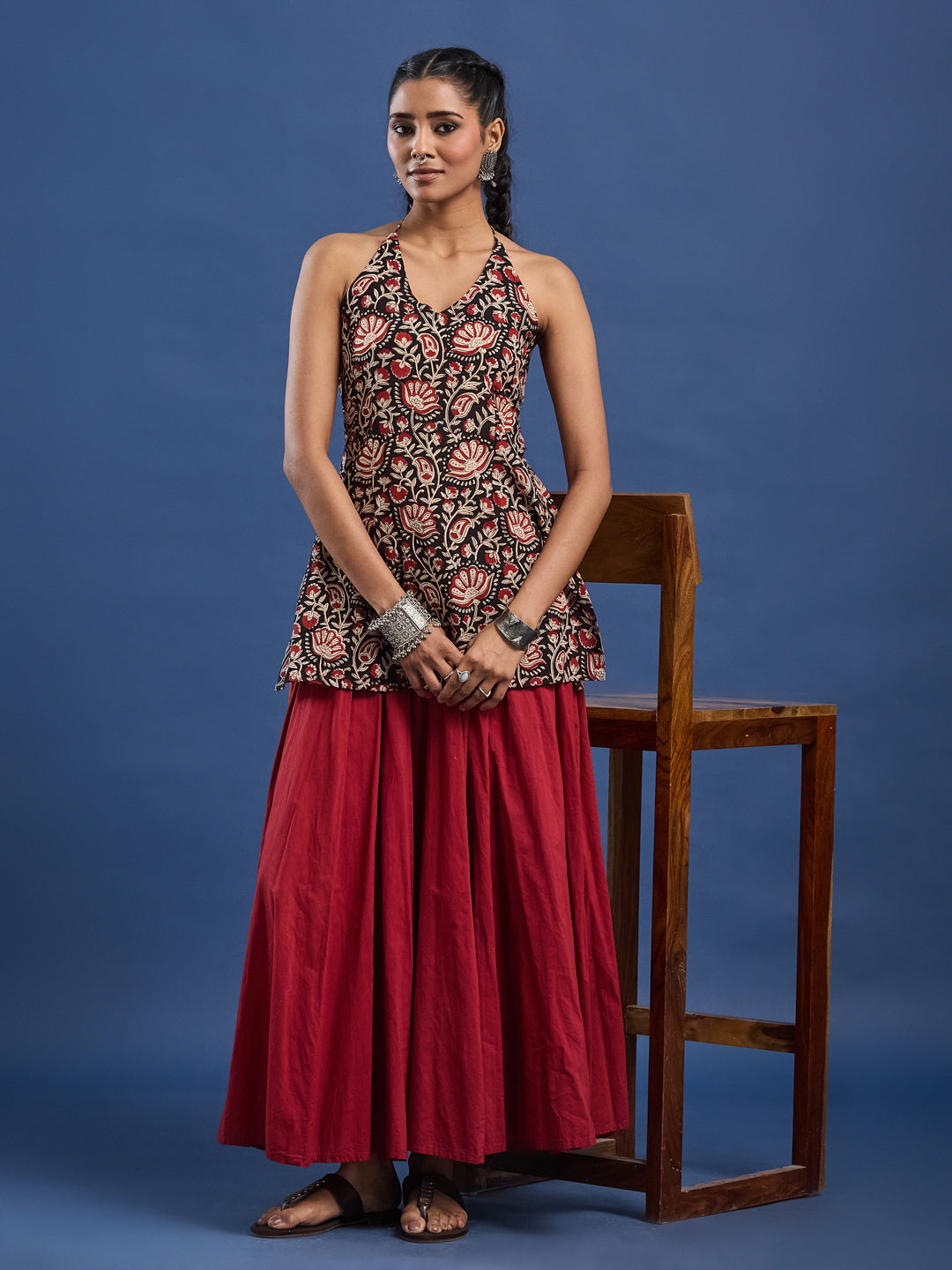 Bagru hand-block printing from Rajasthan, India.Made from 100% breathable pure cotton, this kurti keeps you cool and comfortable all day long—making it an effor…