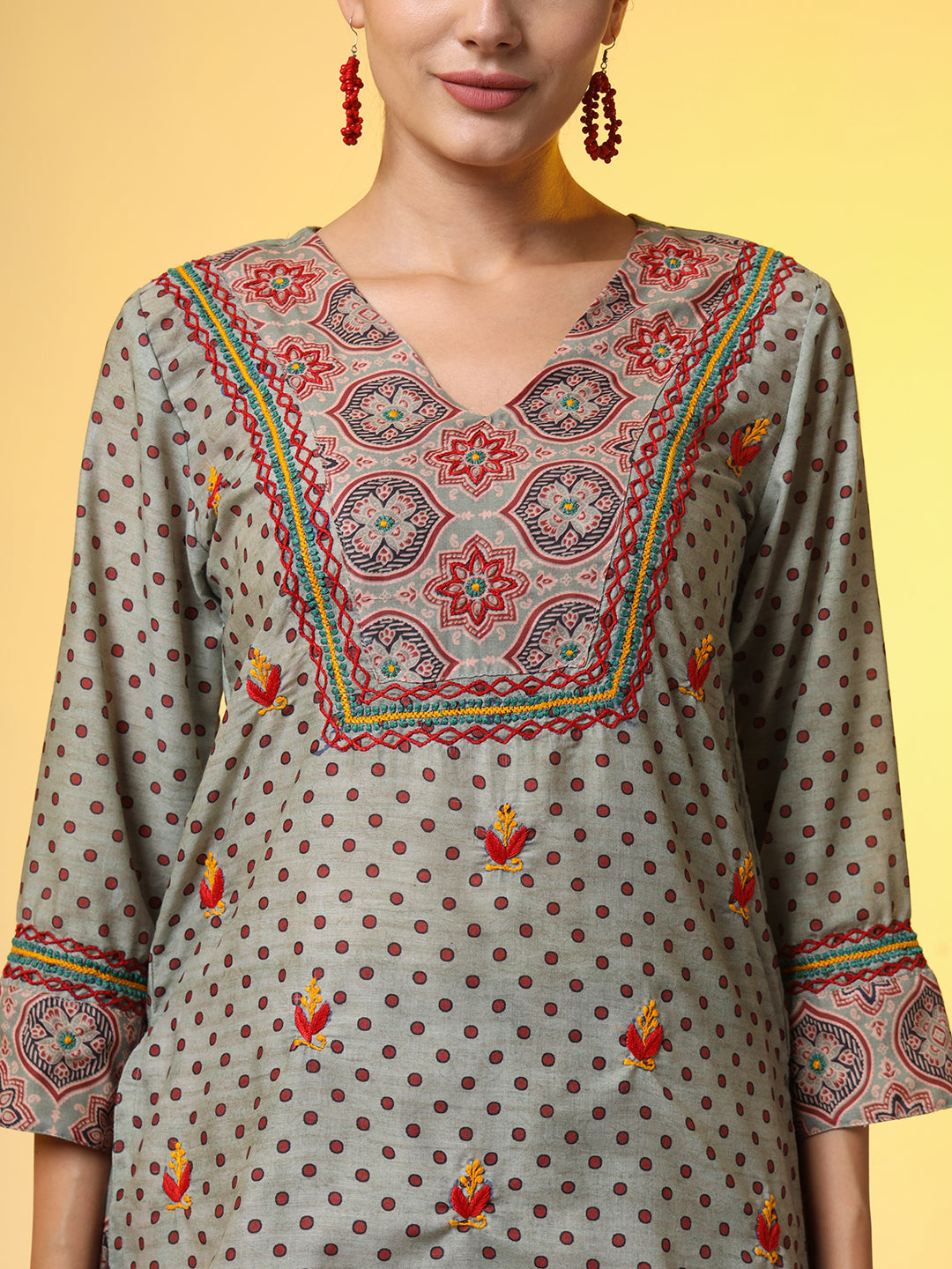 Light Sea Green Hand Embroidery Chikankari Co-Ord Set - Sufiza Lifestyle