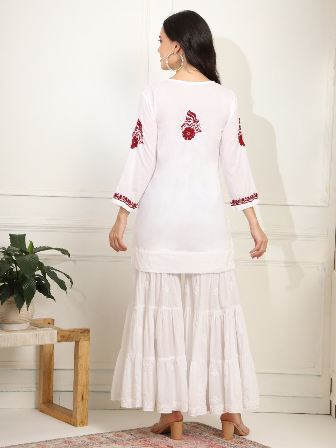 White cotton Kurta with Mehroon Thread Embroidery - Sufiza Lifestyle