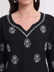 Women Chikankari Hand Crafted Kurta KU015