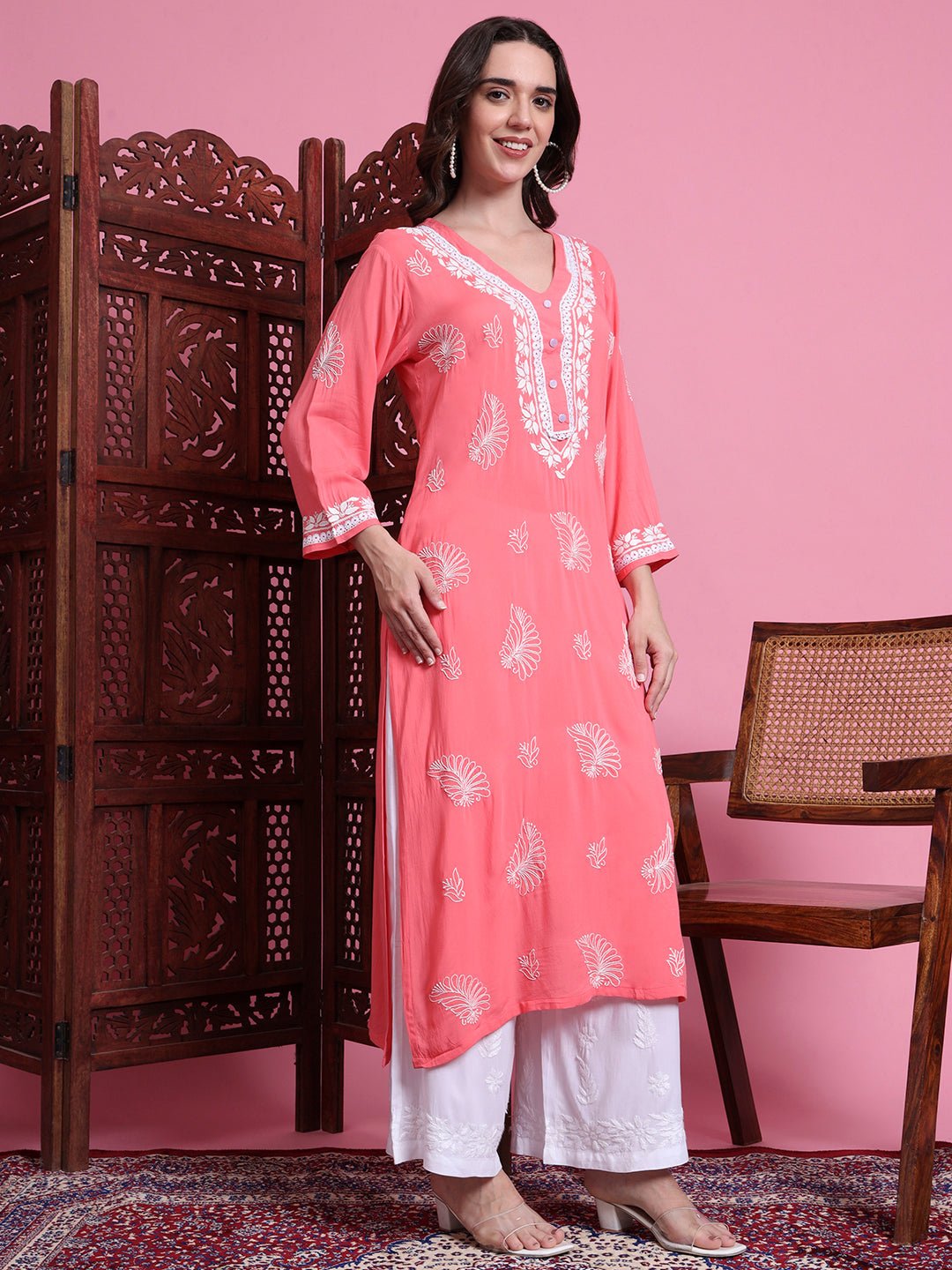 Lucknawi chiknkari kurta