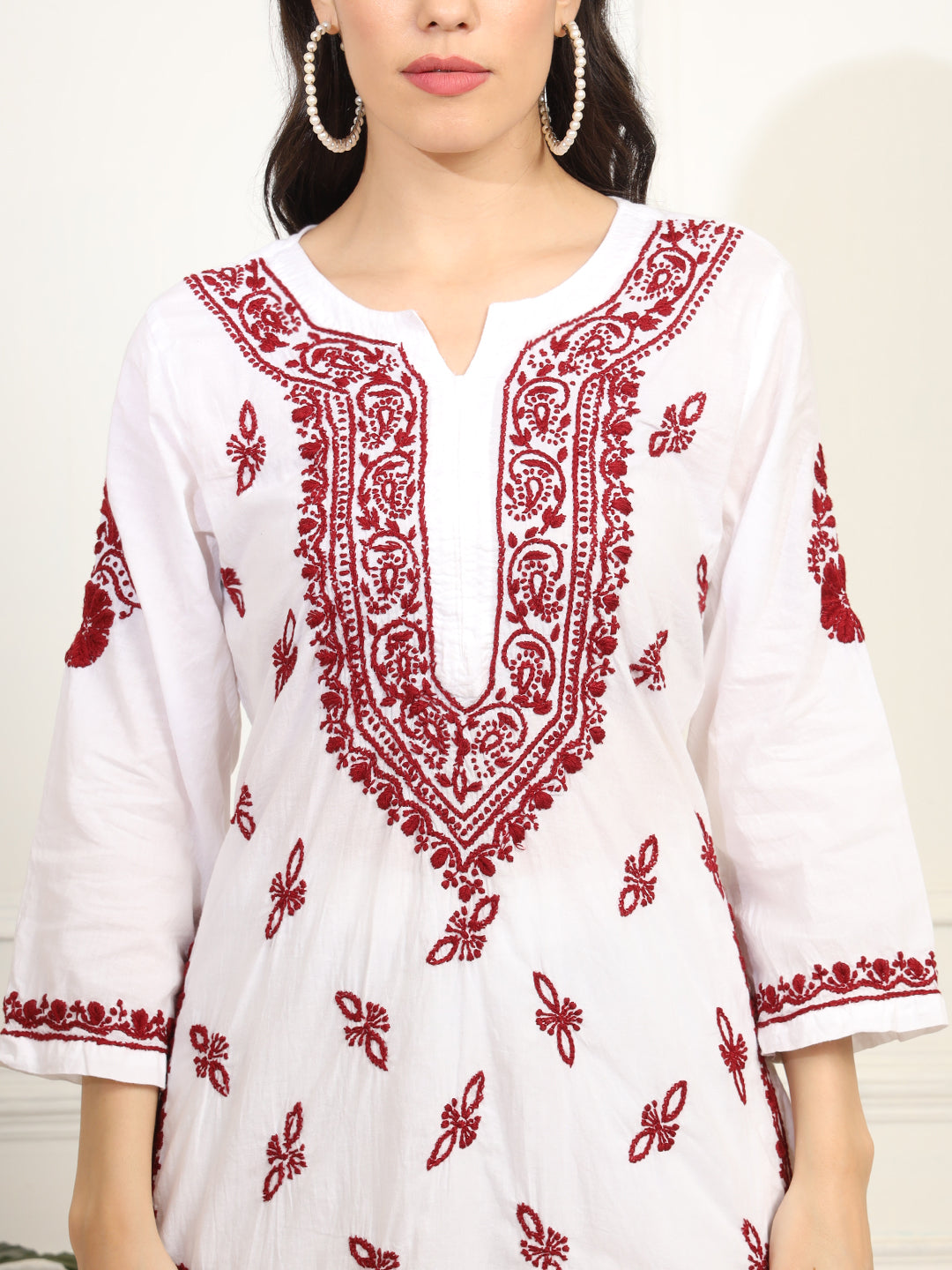 White cotton Kurta with Mehroon Thread Embroidery