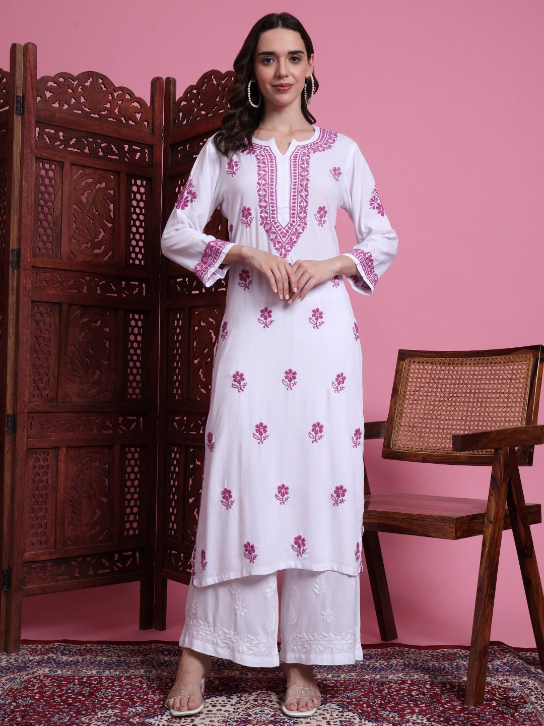 Lucknawi chikankari kurta